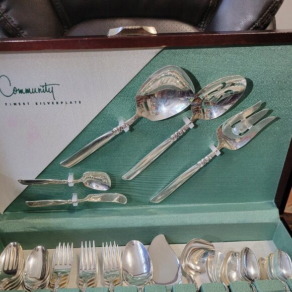New Vintage Community Silver Plate 8-PC Place Setting South Seas Pattern 1955 - Picture 3 of 5